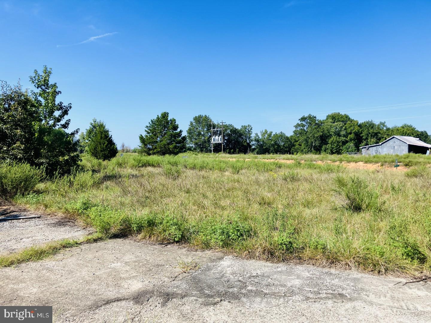10918 Buggs Island Rd Property Photo 5