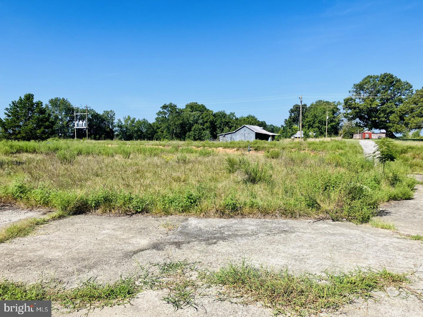 10918 Buggs Island Rd Property Photo 12