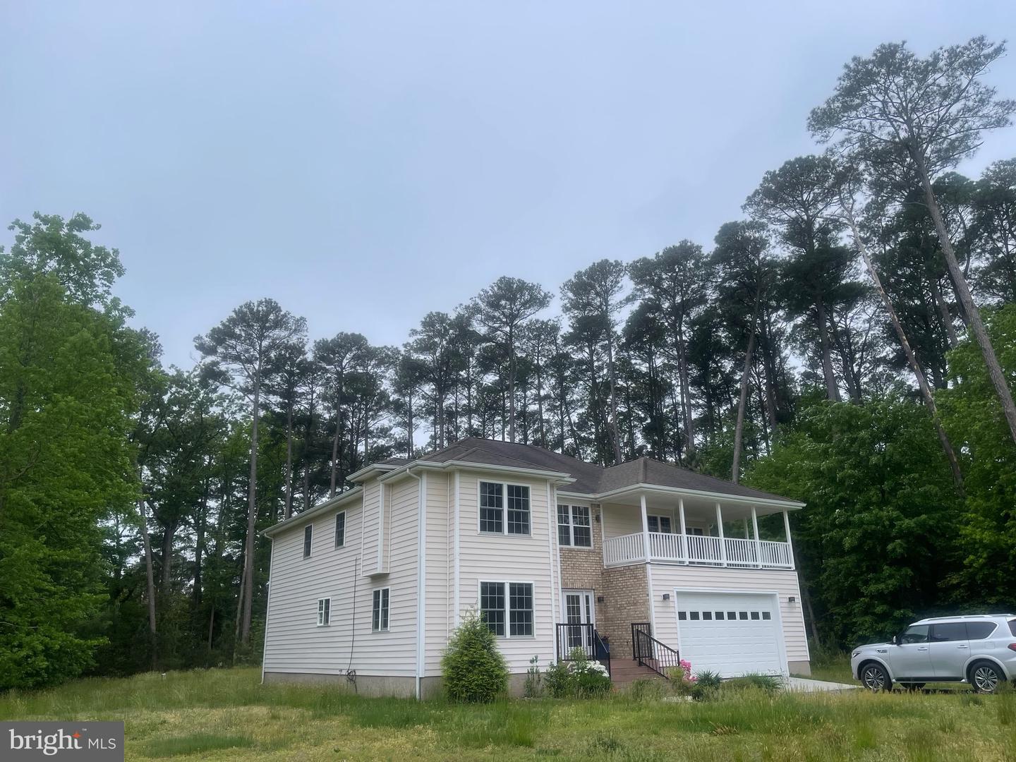 111 Moon Dr Property Photo 1