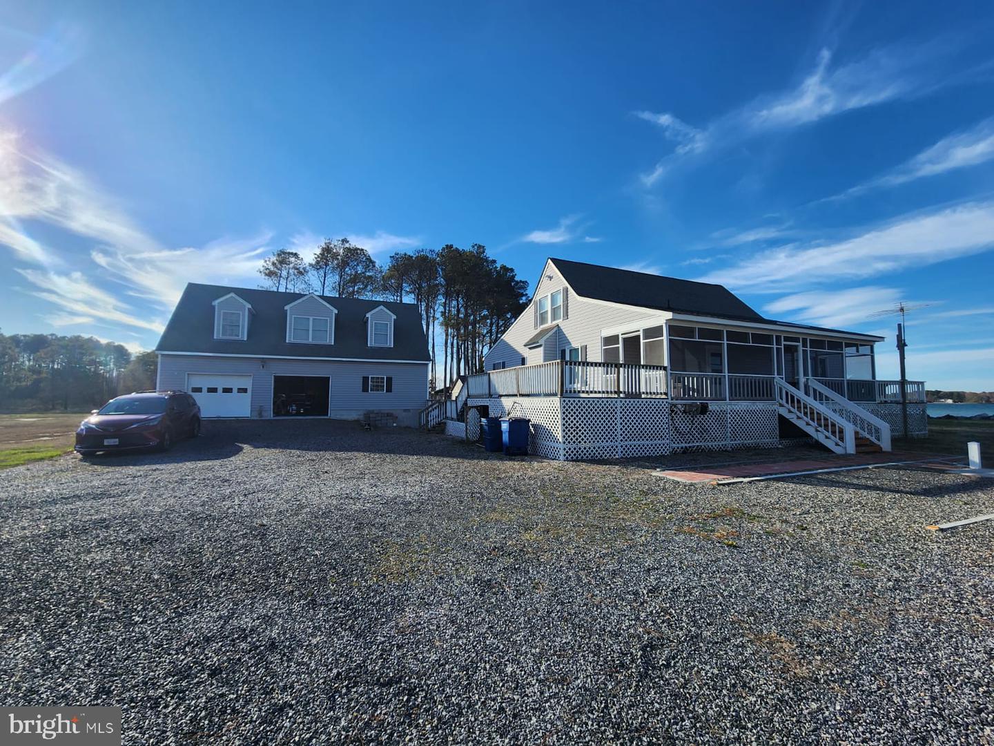 1887 Point Breeze Dr Property Photo 15