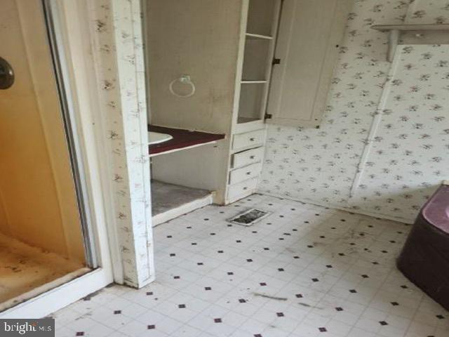 9034 Dutton Rd Property Photo 8
