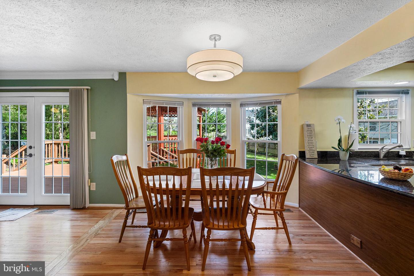 8502 Clearridge Ln Property Photo 7