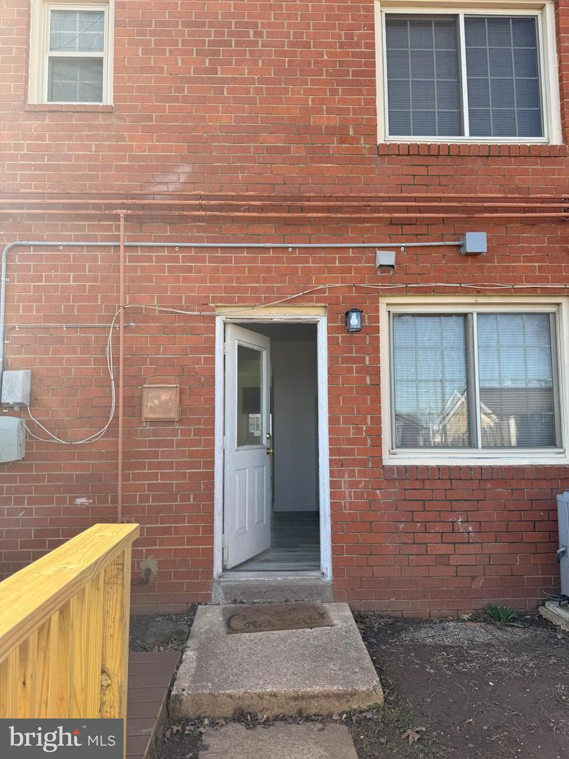 8919 Portner Ave Property Photo 3