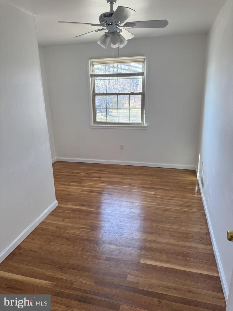 8919 Portner Ave Property Photo 18