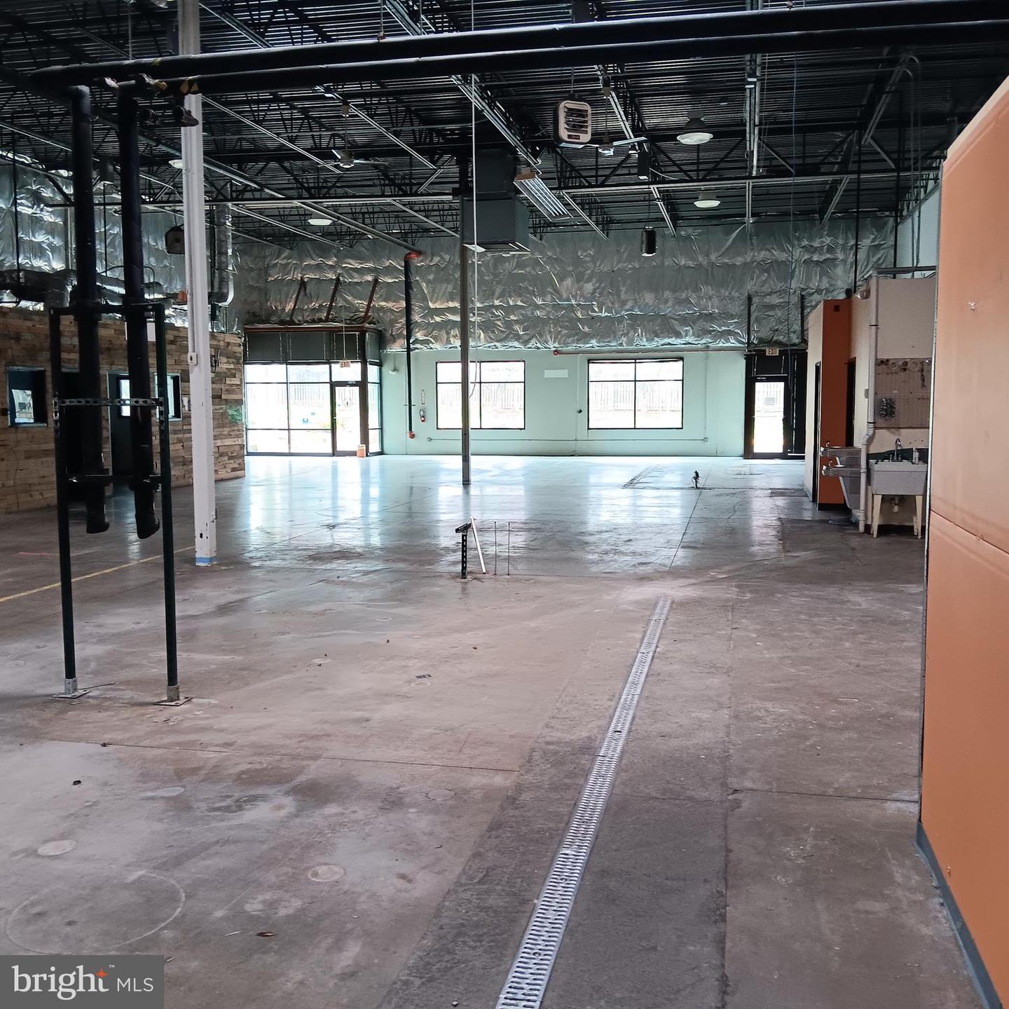 8420 Kao Circle Property Photo 2