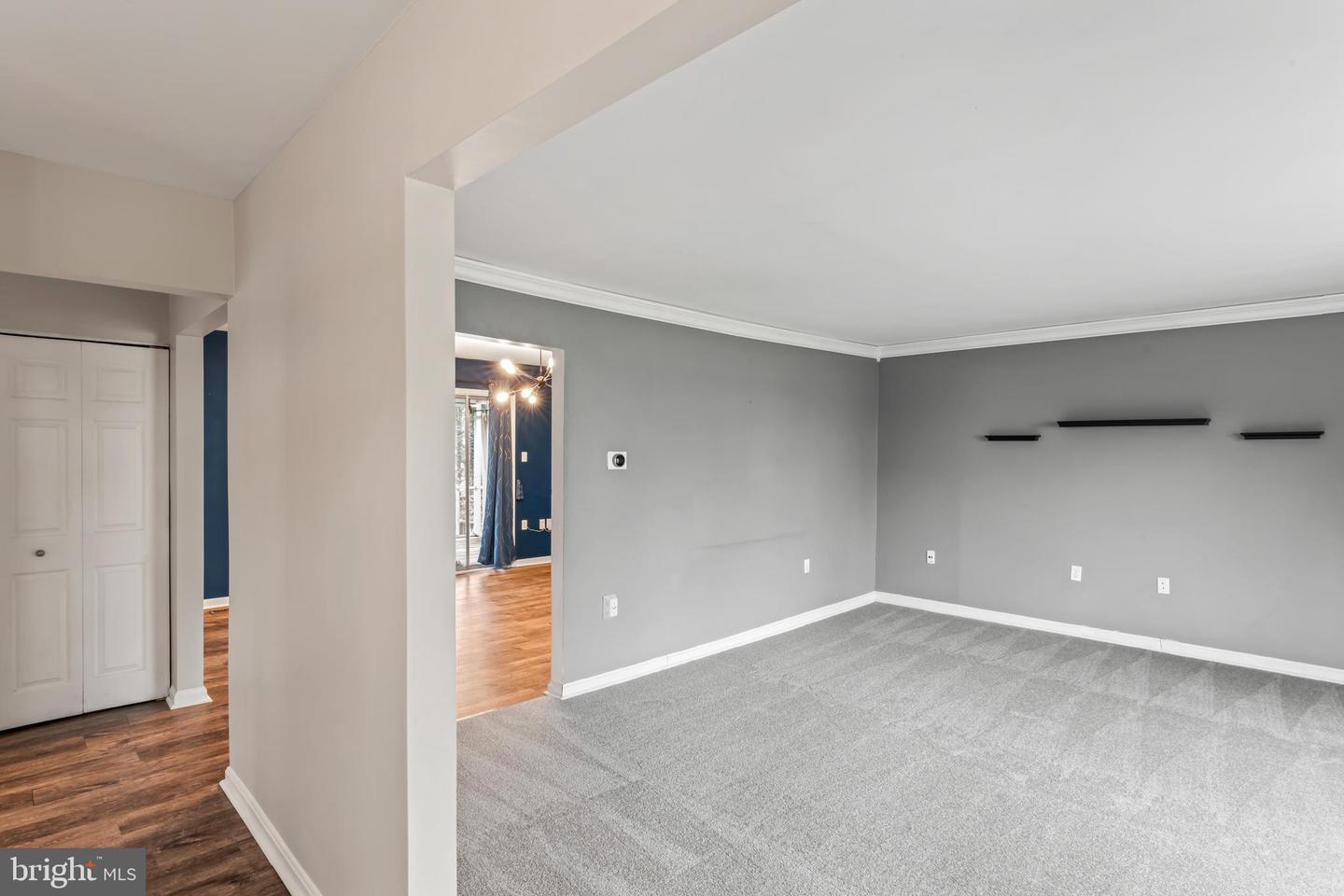 9355 Birchwood Ct Property Photo 5