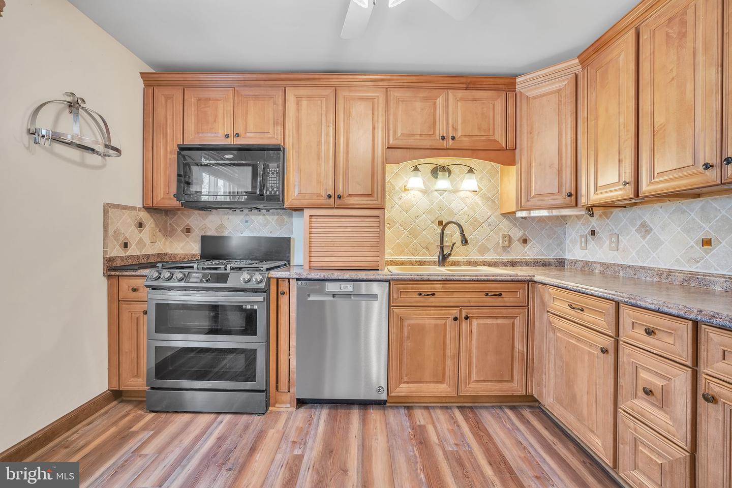 8314 Liberia Ave Property Photo 3