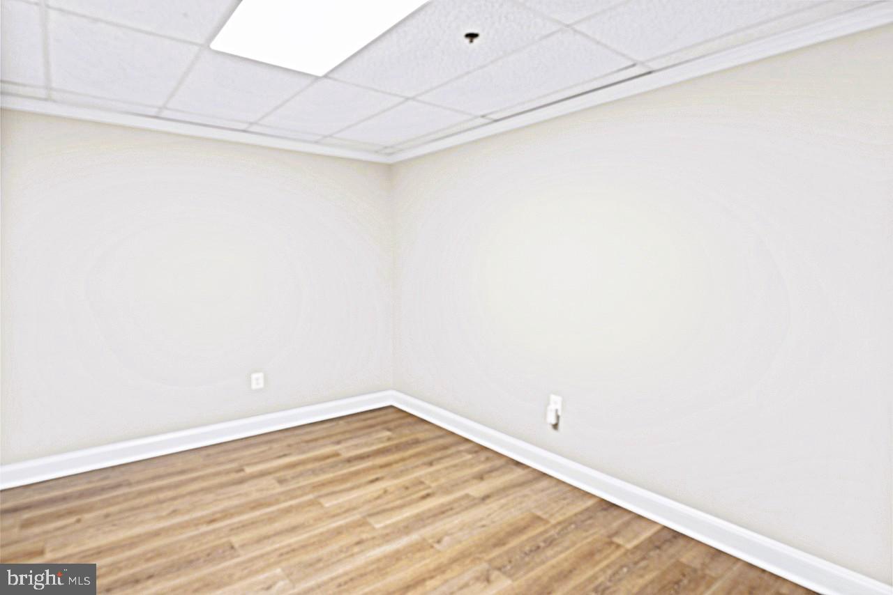 9420 Forestwood Ln #203 Property Photo 10