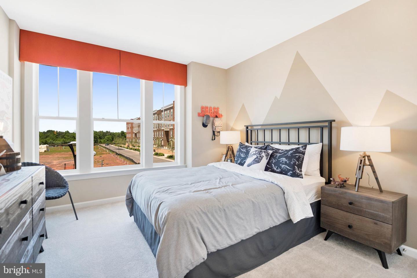 9681 Swallowtail Ln Property Photo 7