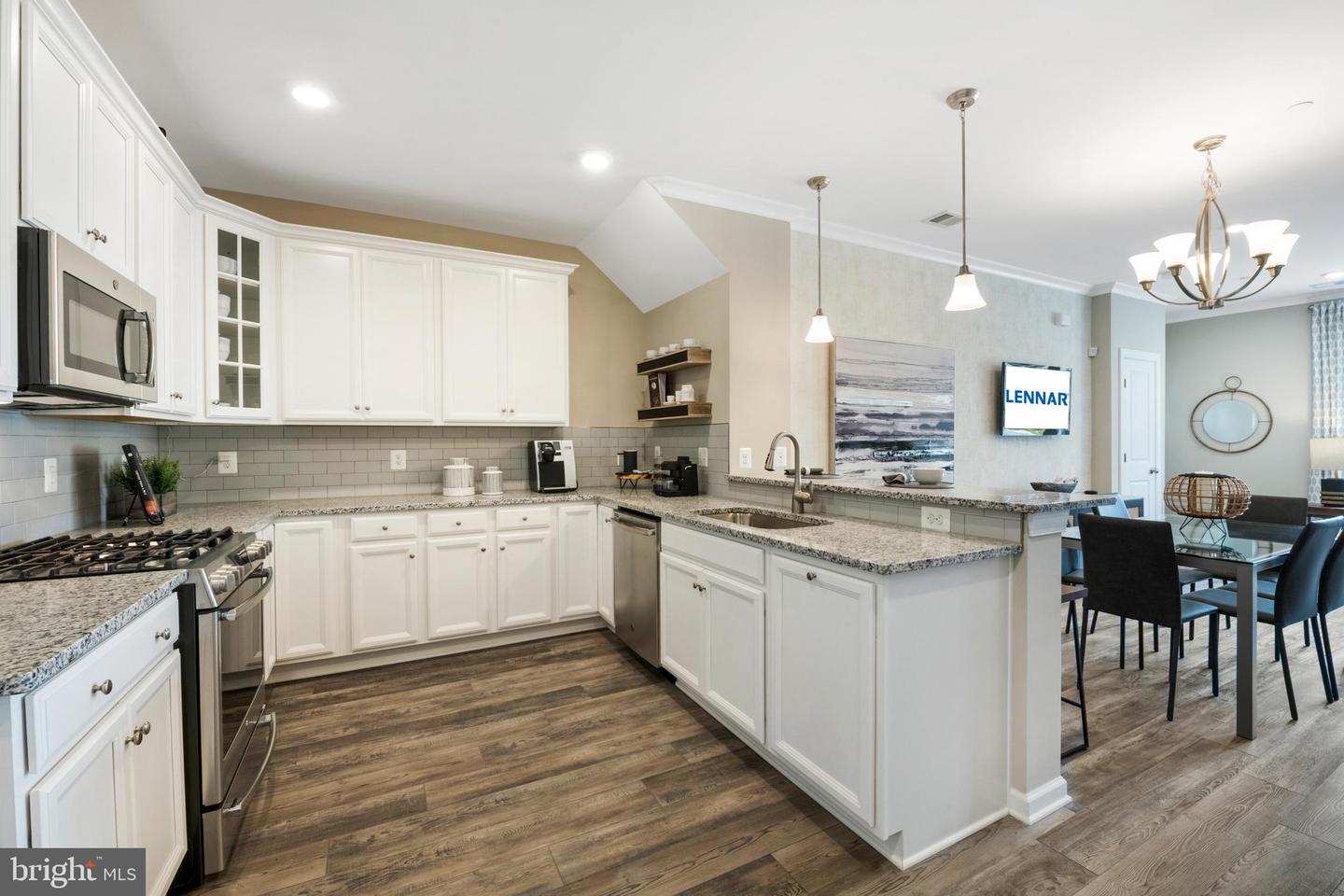 9681 Swallowtail Ln Property Photo 11