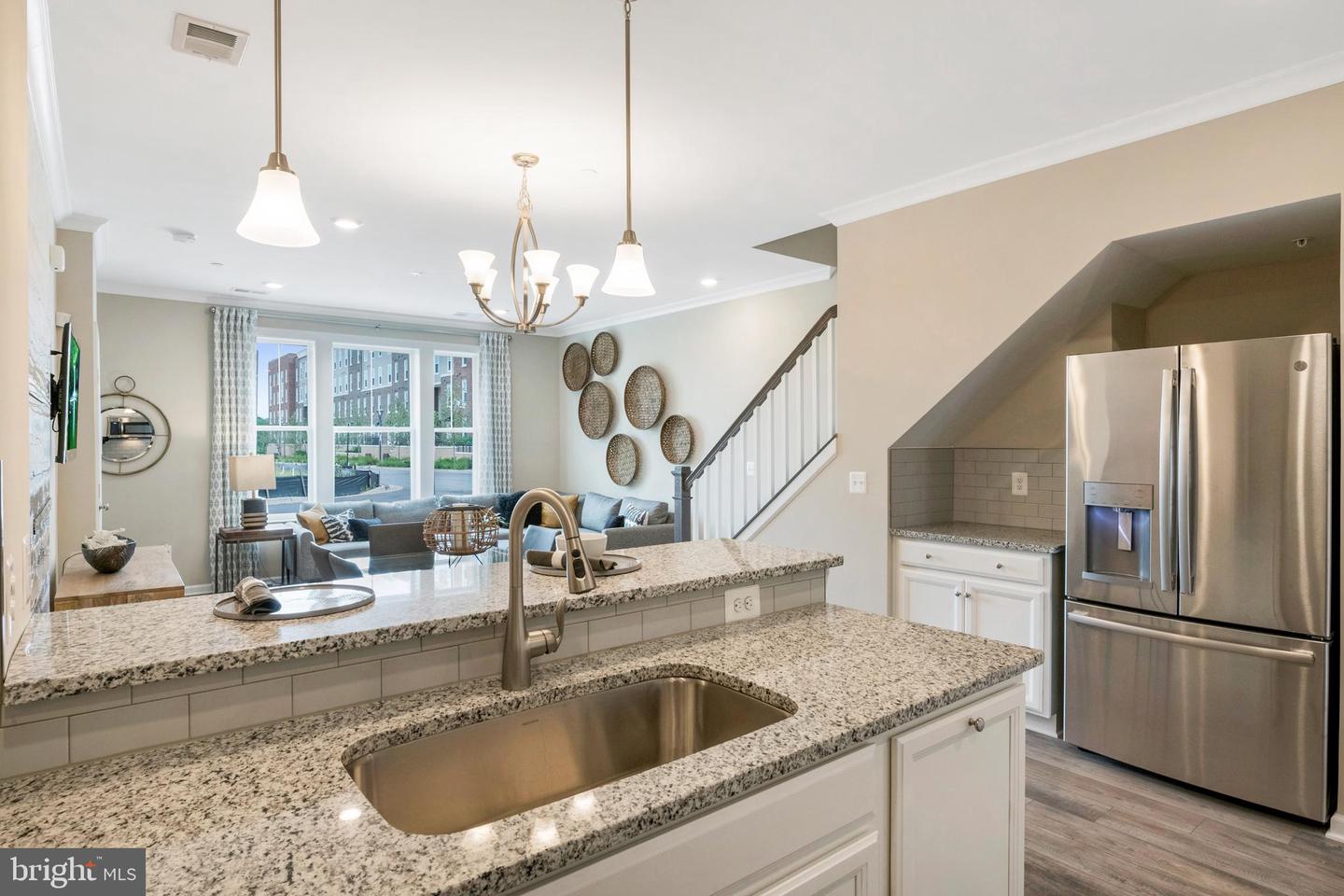 9681 Swallowtail Ln Property Photo 15