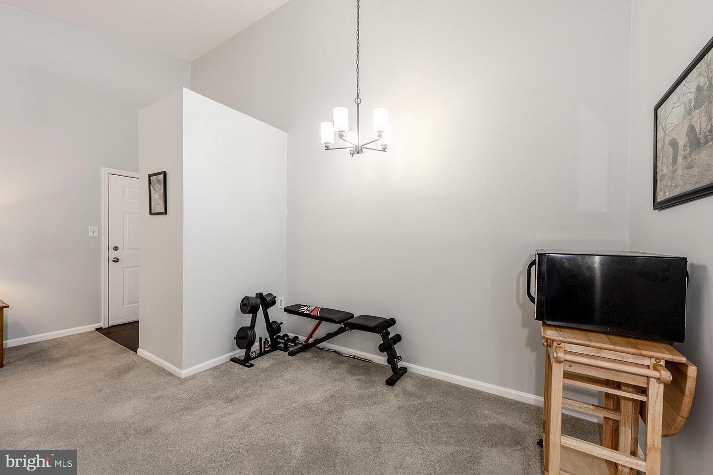 8465 Crozier Ct #402 Property Photo 12