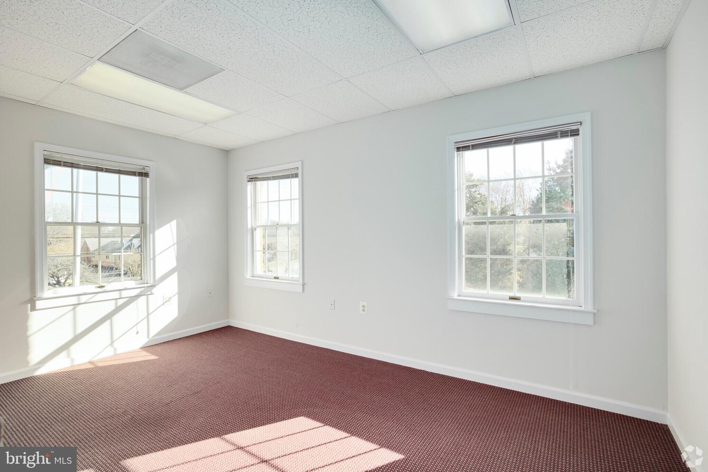8802 Sudley Rd Property Photo 20
