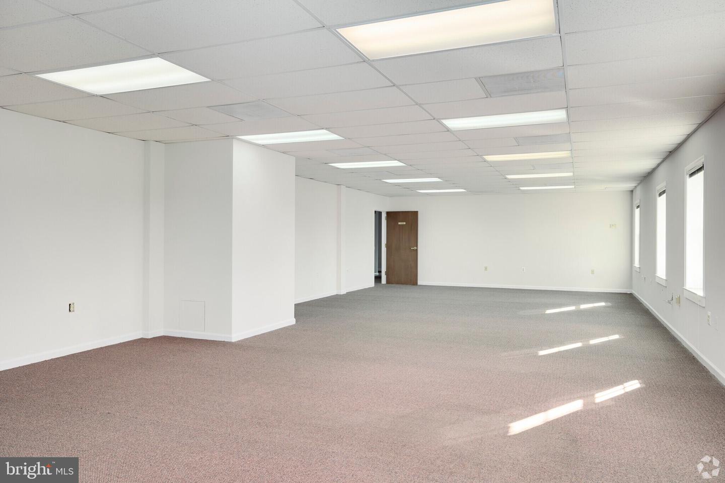 8802 Sudley Rd Property Photo 22