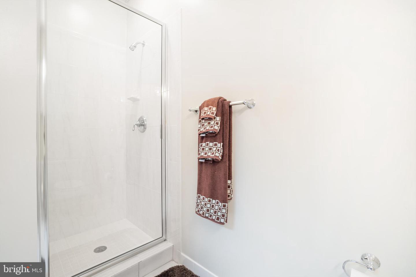 9214 Center St Property Photo 22