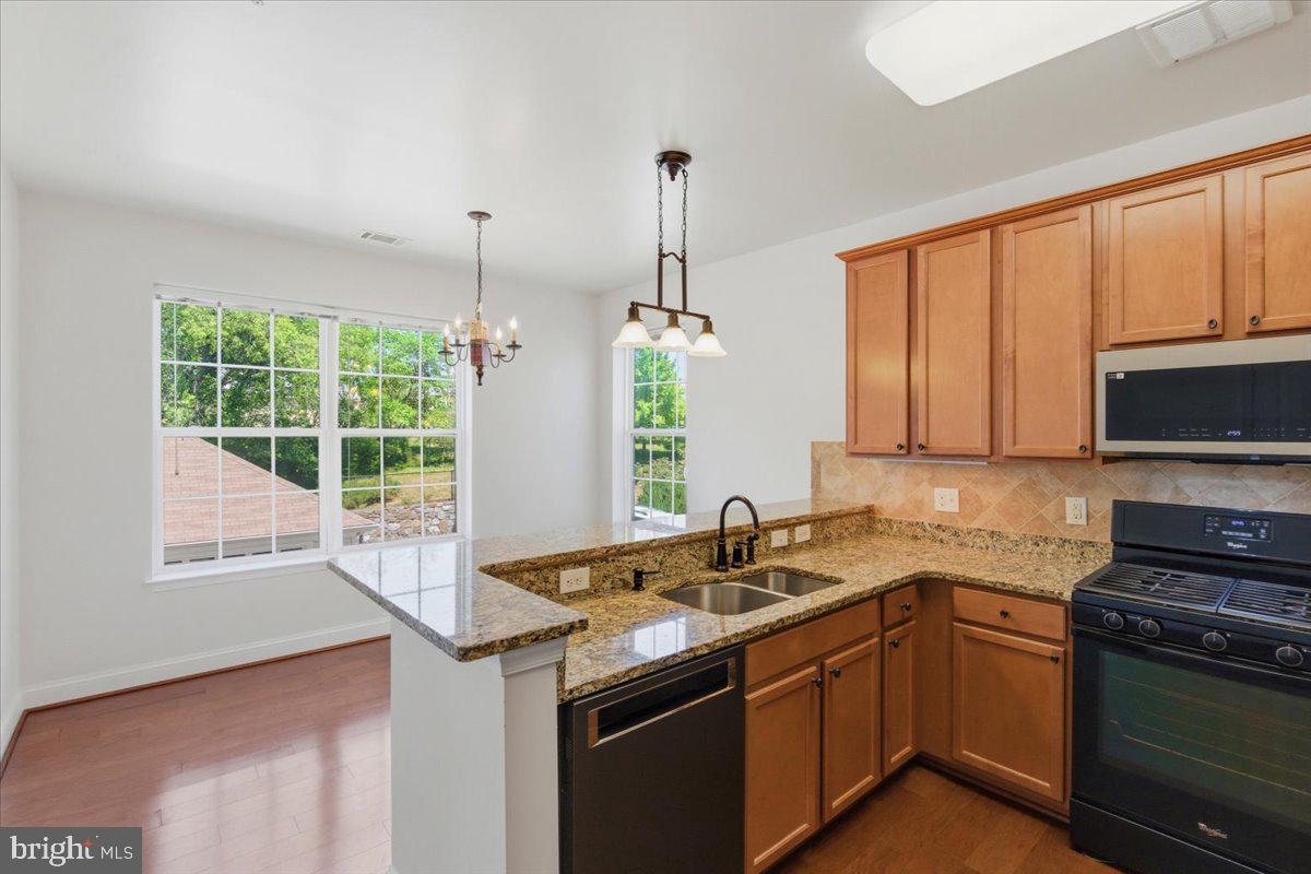 9204 Charleston Dr #207 Property Photo 11