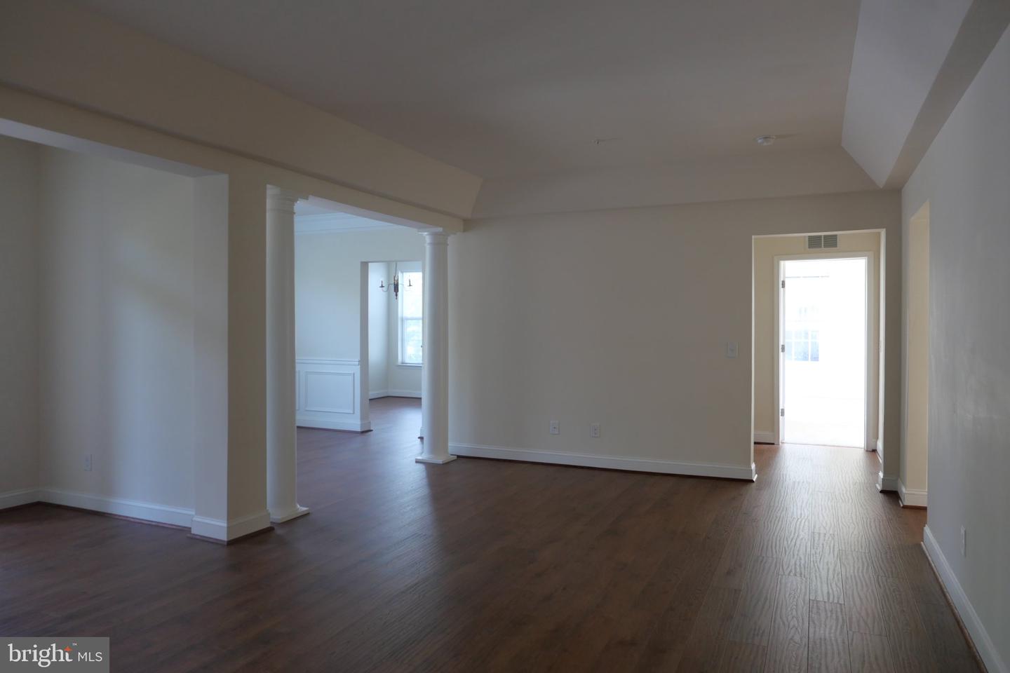 9204 Charleston Dr #207 Property Photo 28