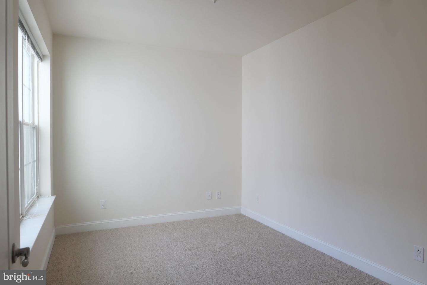 9204 Charleston Dr #207 Property Photo 31