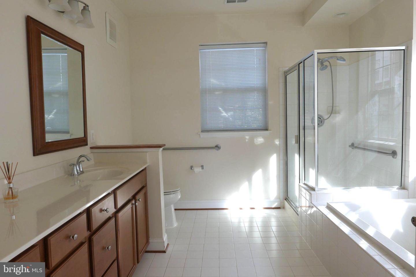 9204 Charleston Dr #207 Property Photo 37