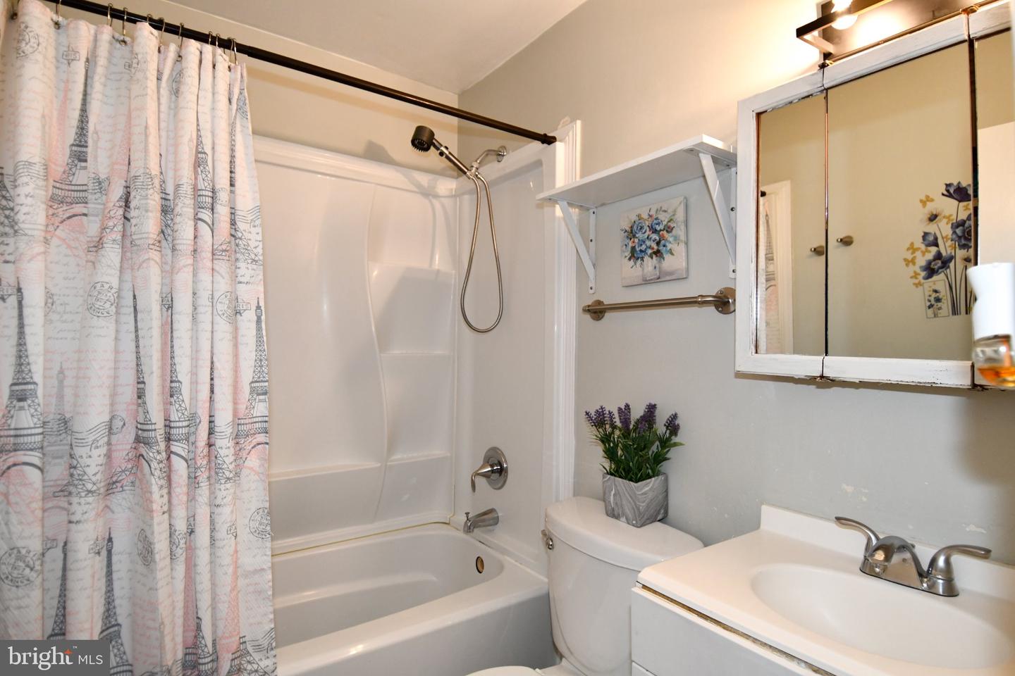 8618 Liberia Ave Property Photo 22