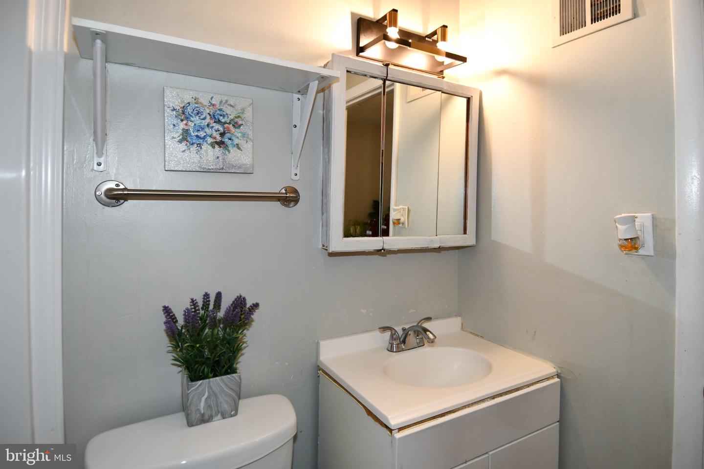 8618 Liberia Ave Property Photo 23