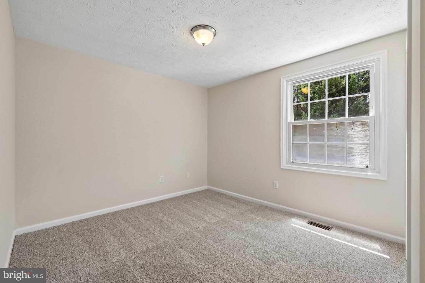10409 Sorrell Dr Property Photo 27