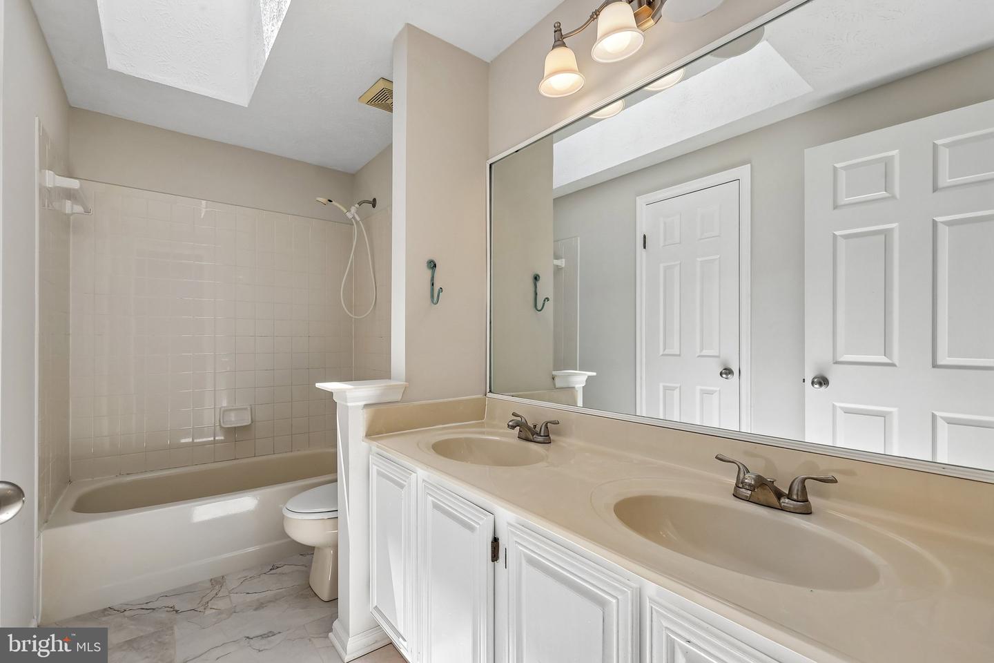 10409 Sorrell Dr Property Photo 29