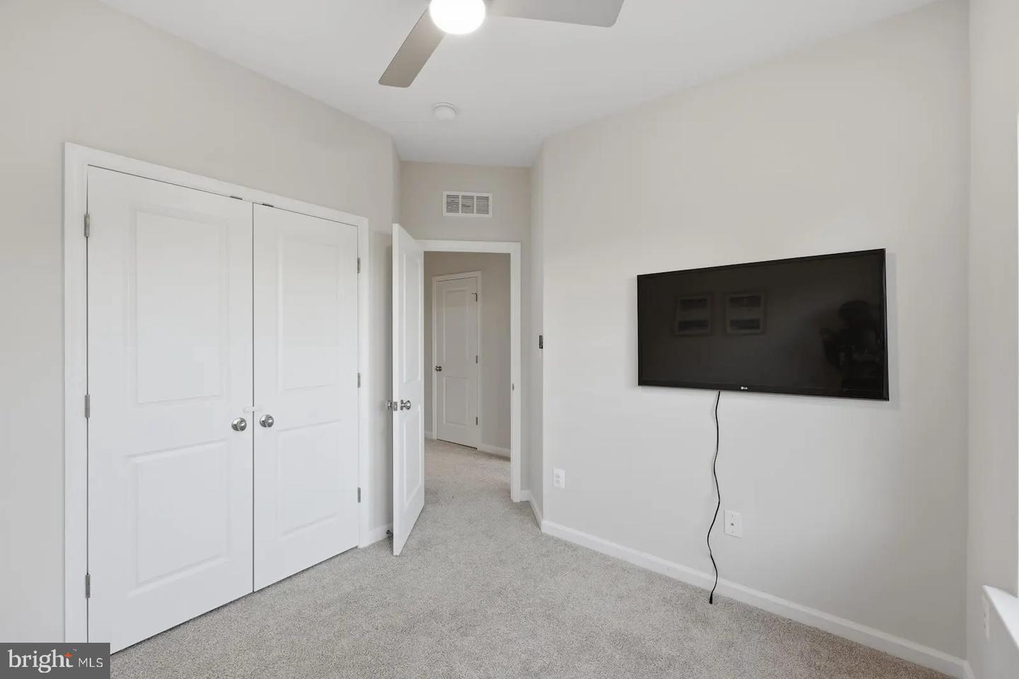 9309 Barnes Loop Property Photo 14