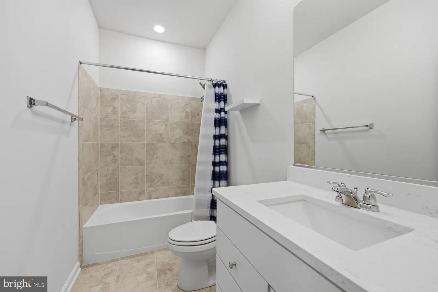 9309 Barnes Loop Property Photo 16