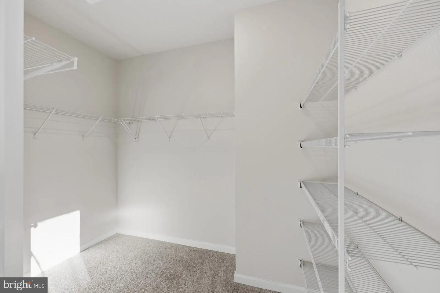9309 Barnes Loop Property Photo 22