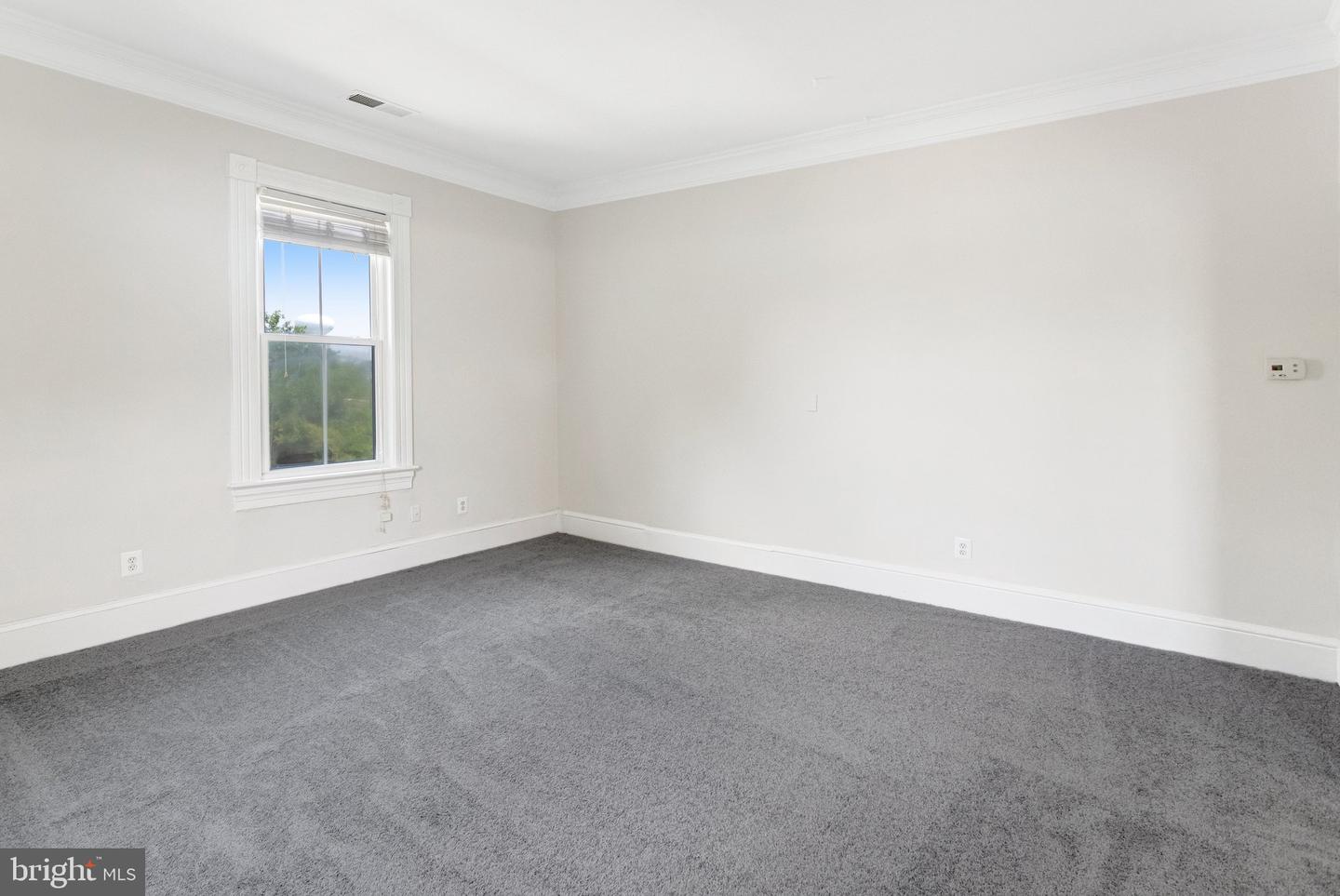 8753 Signal Hill Rd #4 Property Photo 8