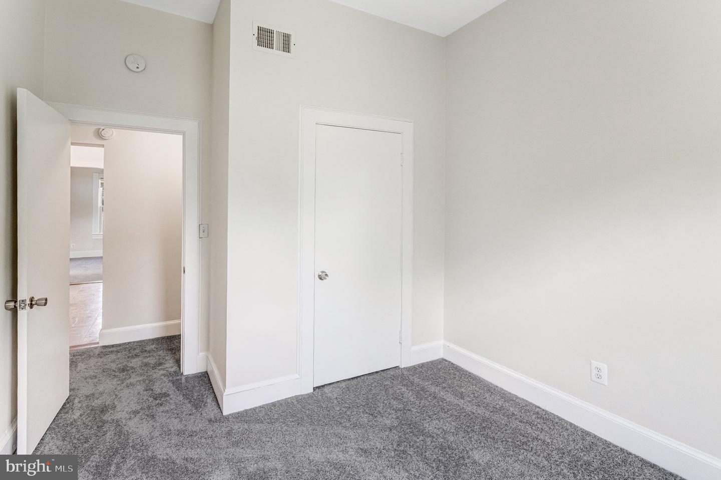 8753 Signal Hill Rd #4 Property Photo 17