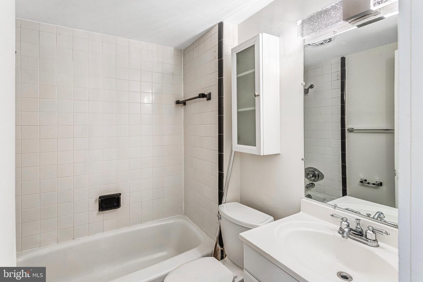 8753 Signal Hill Rd #4 Property Photo 19