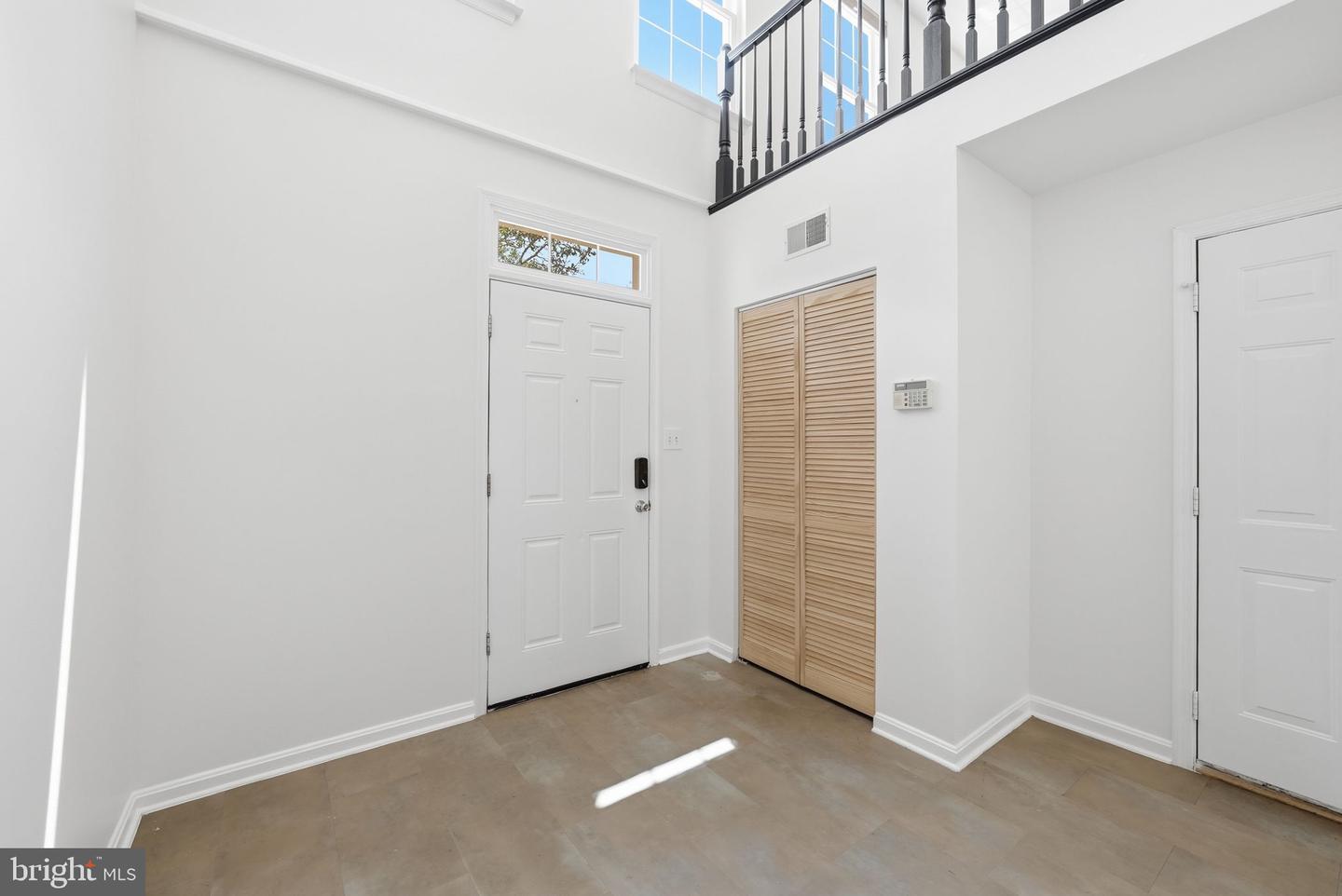9314 Garst Dr Property Photo 3