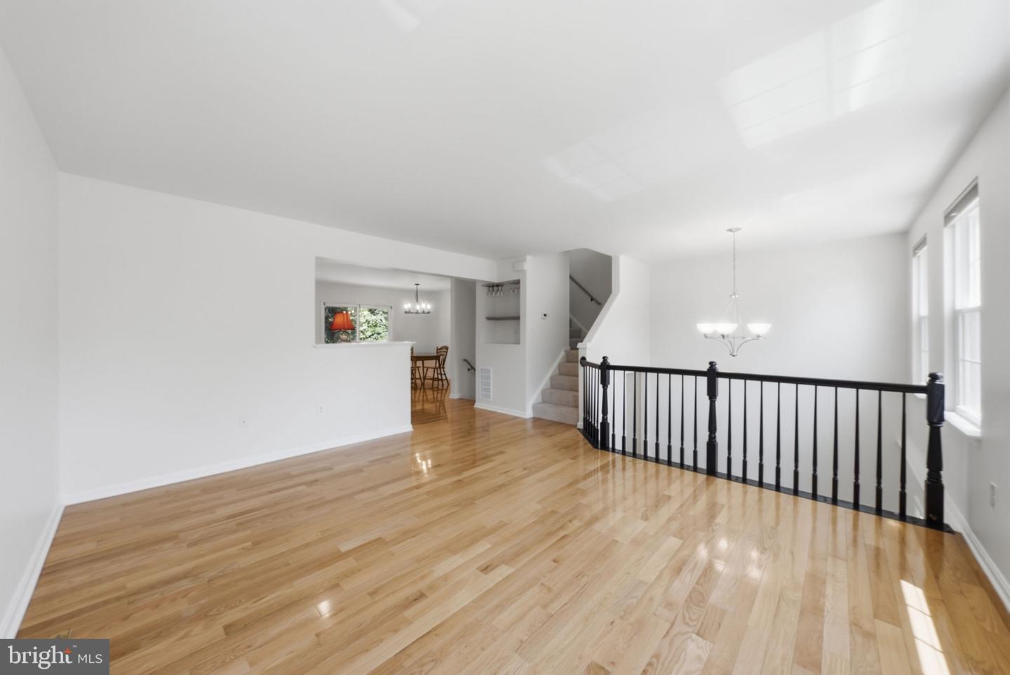 9314 Garst Dr Property Photo 6