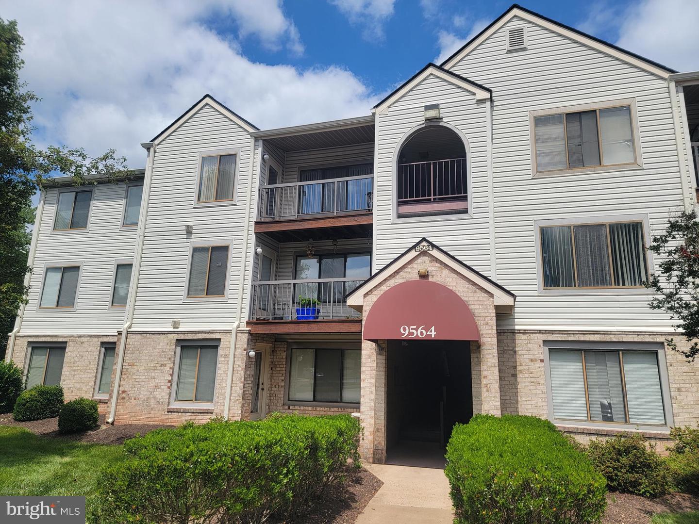 9564 Cannoneer Ct #301 Property Photo 1