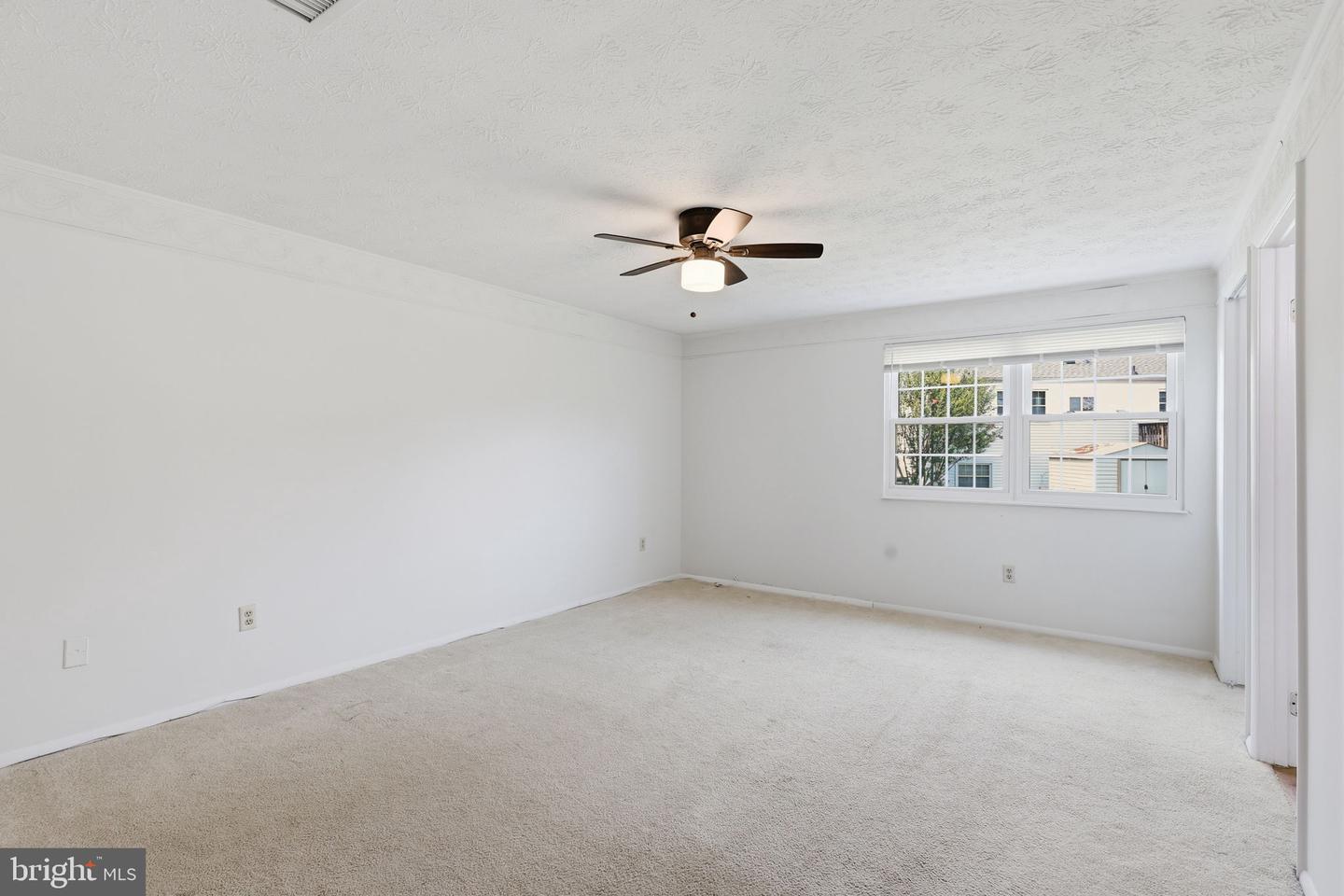 10221 Foxborough Ct Property Photo 22