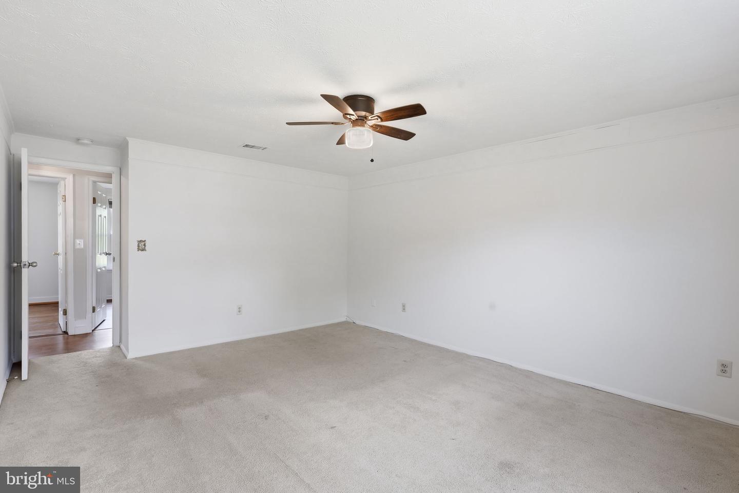 10221 Foxborough Ct Property Photo 23
