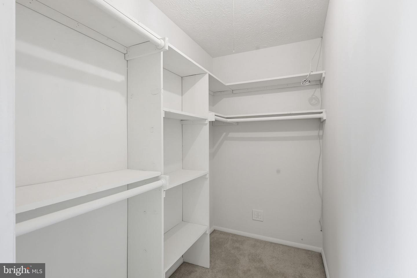 10221 Foxborough Ct Property Photo 25