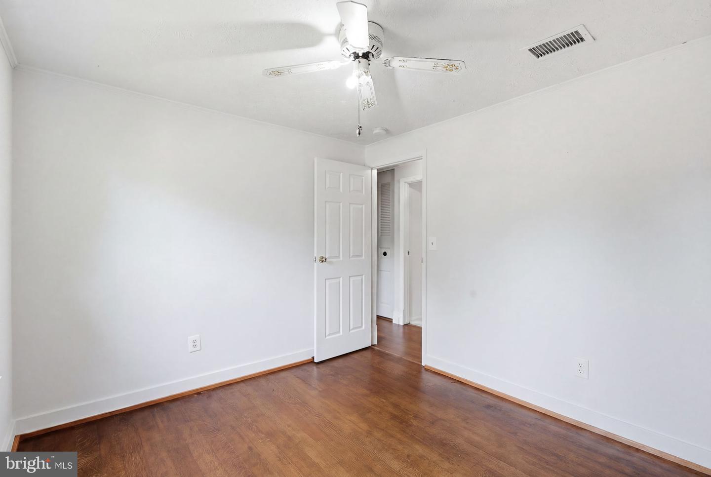 10221 Foxborough Ct Property Photo 28