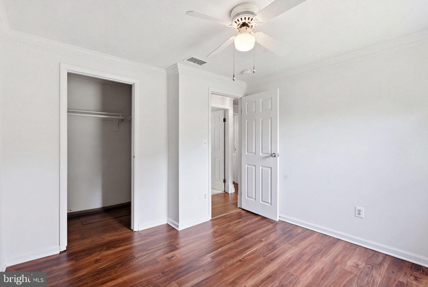 10221 Foxborough Ct Property Photo 31