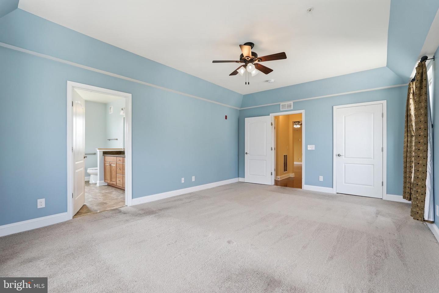 9202 Charleston Dr #402 Property Photo 14