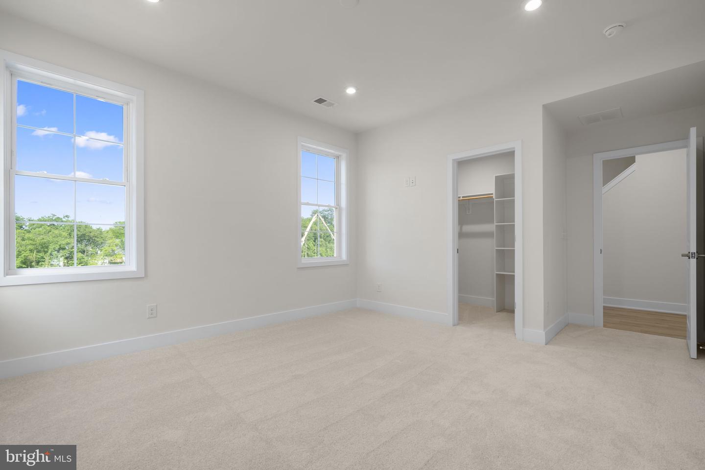 2 Grant Ave #taylor 28-r2 Property Photo 18