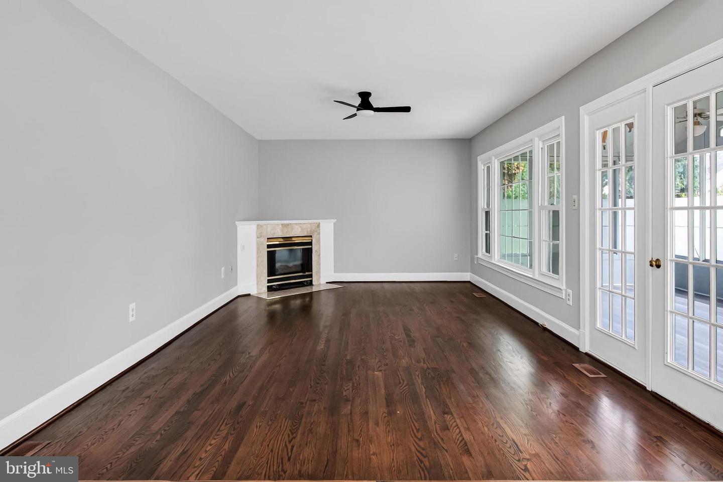 9434 Flowerden Ln Property Photo 25