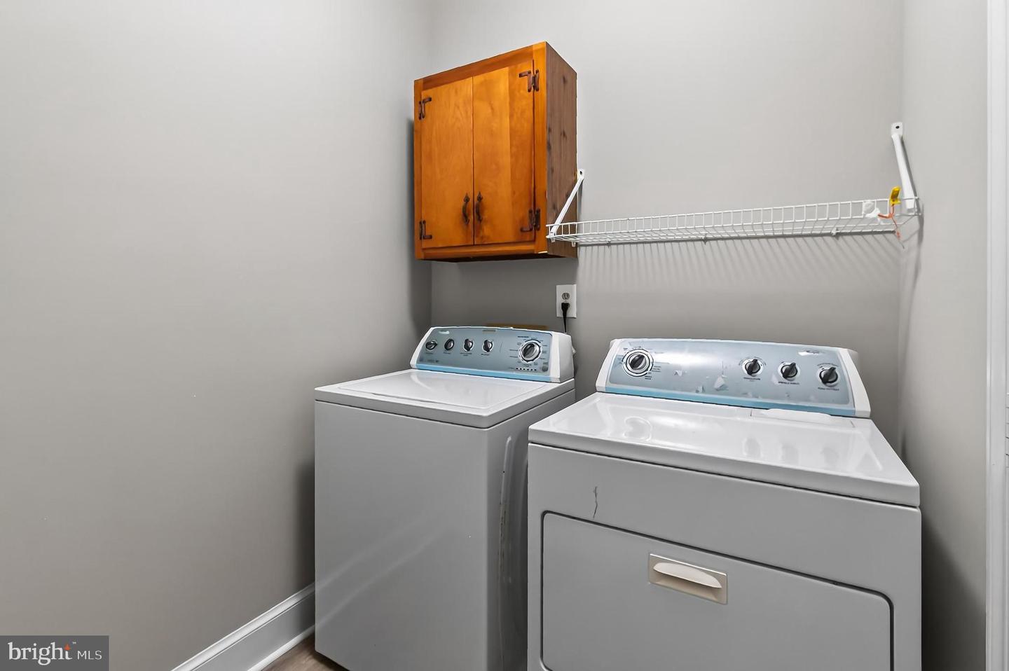 9434 Flowerden Ln Property Photo 34