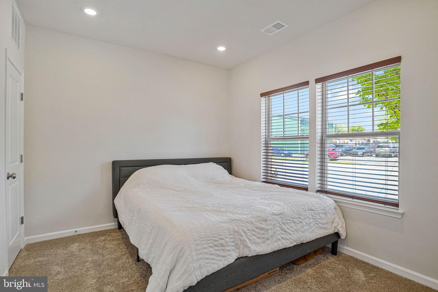 9459 Prince William St Property Photo 22