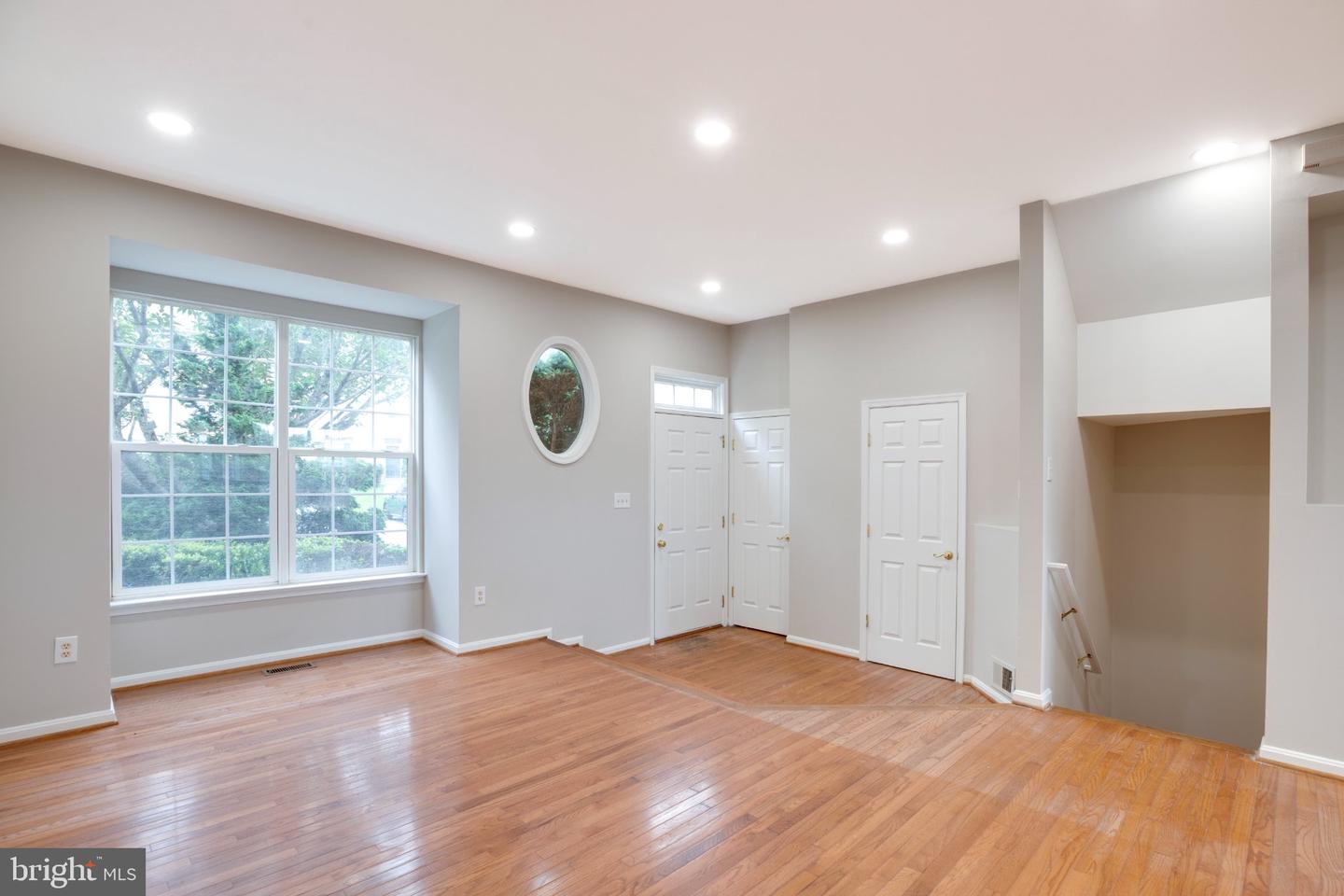 10222 Magnolia Grove Dr Property Photo 26