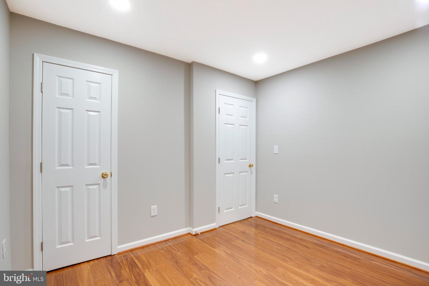 10222 Magnolia Grove Dr Property Photo 32