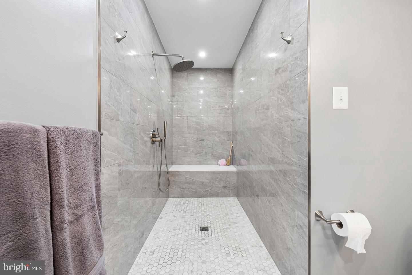 9081 Park Ave Property Photo 42