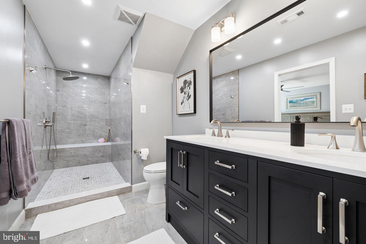 9081 Park Ave Property Photo 43